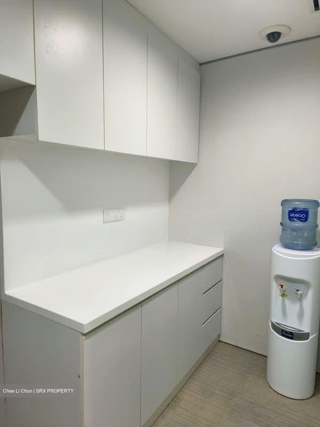 International Plaza (D2), Office #528455531